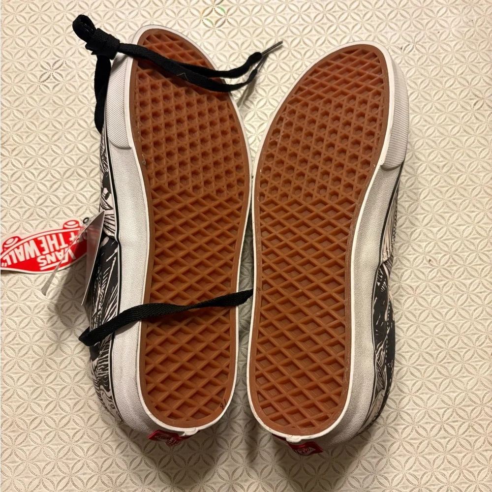 Vans new tag
